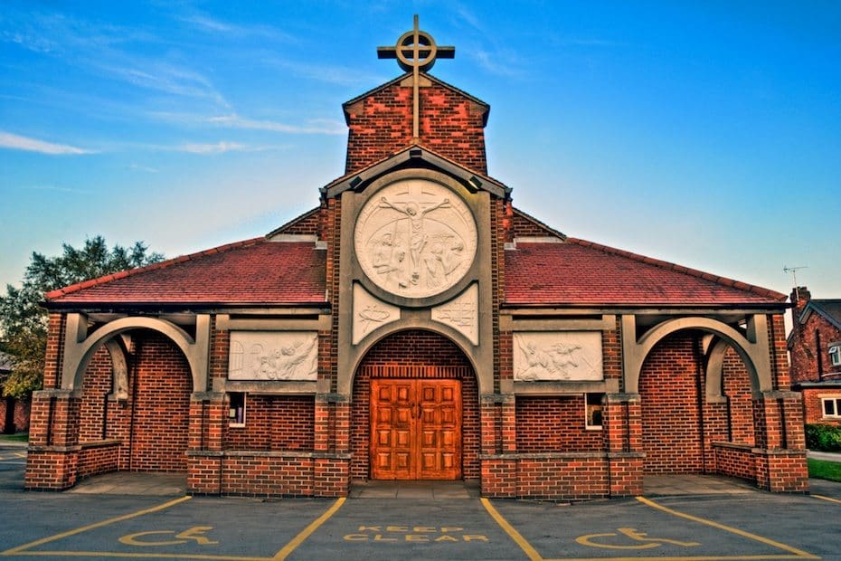 Holy Name Catholic Primary, Church, Leeds, Adel, Holy Name Church, Otley Road, Architecture, The Catholic Church of the Holy Name