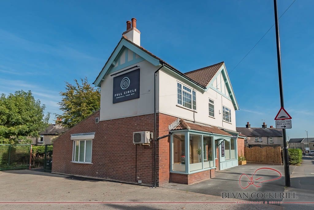 Full Circle, Funerals, Funeral Directors, Funeral Home, Commercial Photography, Photography, Business Photography, Bevan Cockerill, Building Photography, Street View